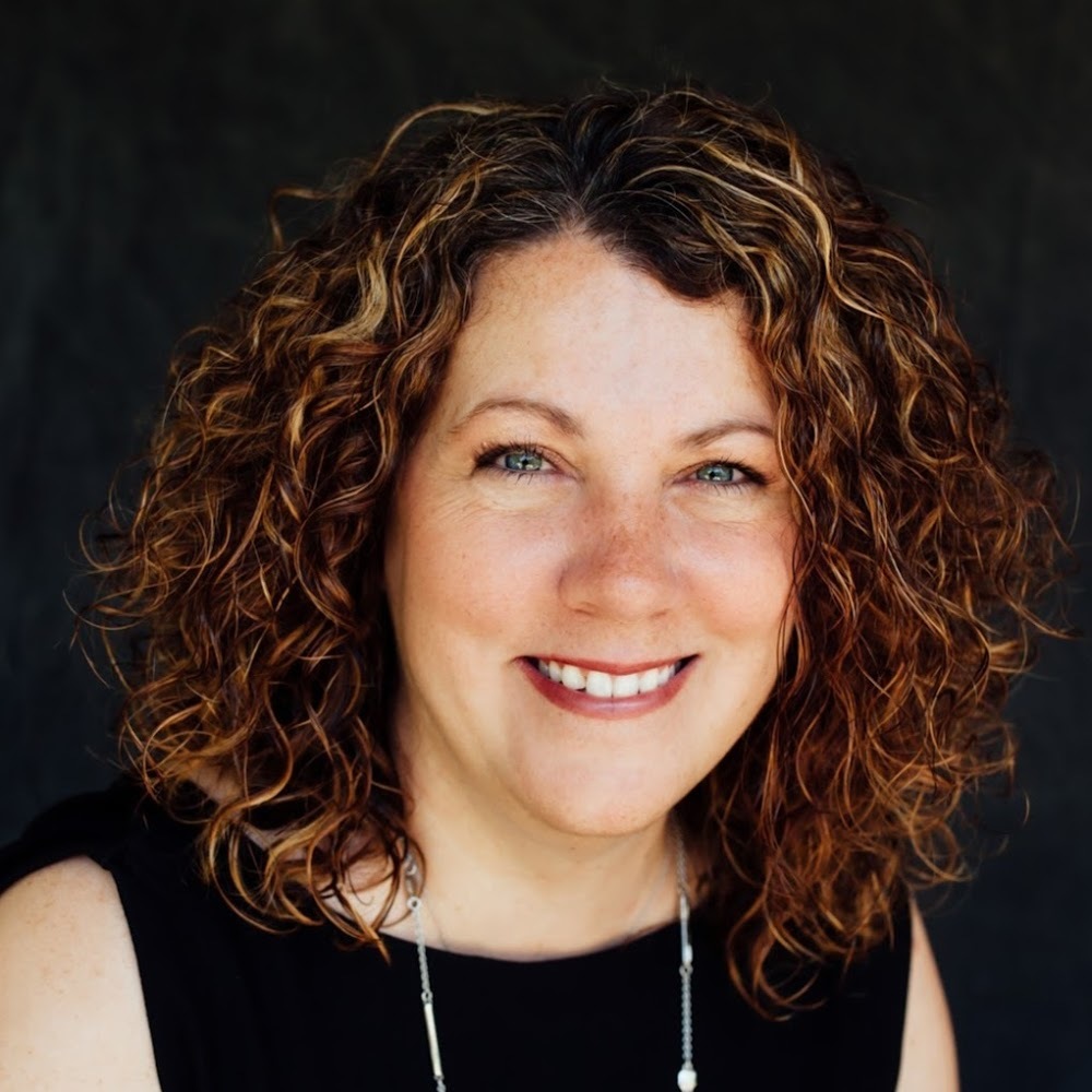 Meet your Posher, Carolyn